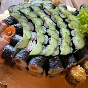 sushi_pro_rybare_k_narozeninam_sushimi_kurim