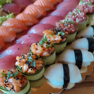 tacy_sushi_Kuřim_lahodné_sushi_na_přání